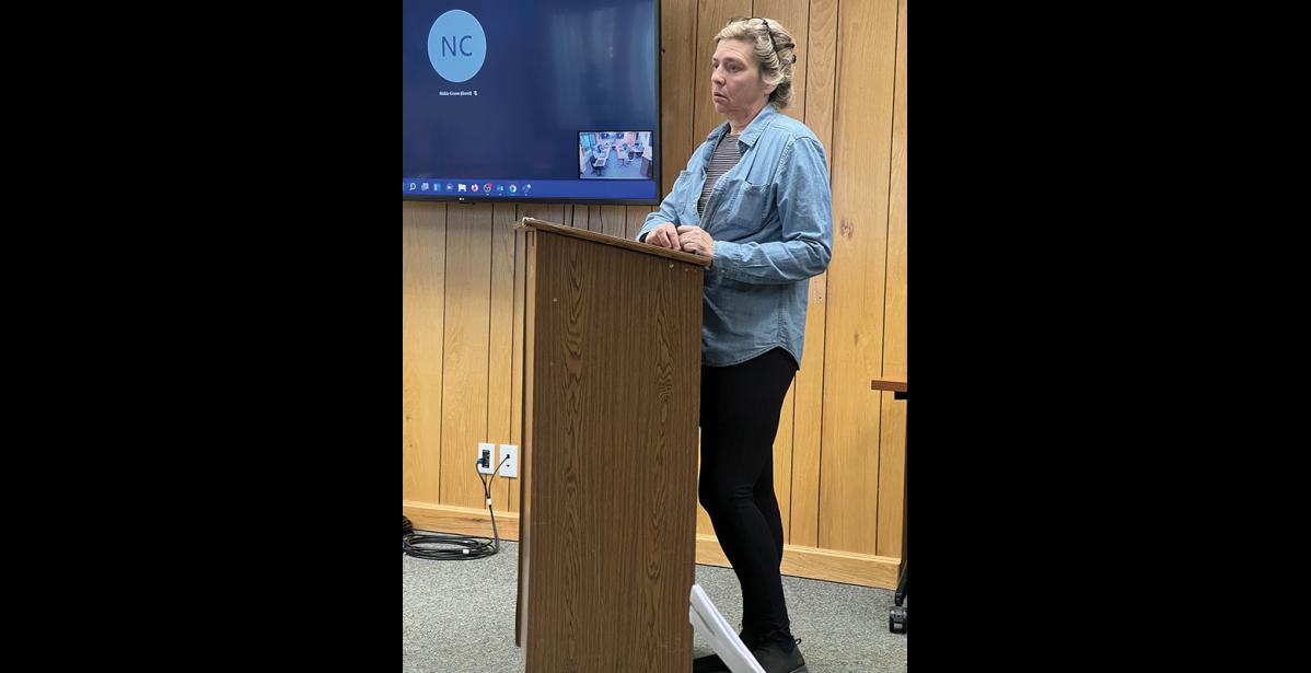 Photo by Diana Haecker EMERGENCY SERVICES— Paramedic Stephanie Nielson addressed the Nome Common Council with a stark message of burn-out in Nome’s volunteer ambulance emergency responders.
